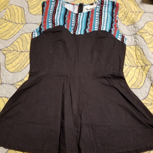 Peplum top - Picture 2 of 6